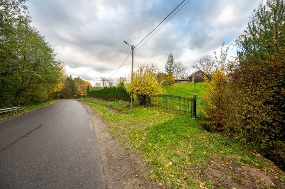 Dom wraz z działką budowlaną na Zalesiu