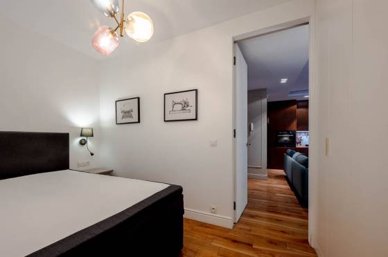 Komfortowe mieszkanie w centrum z garażem