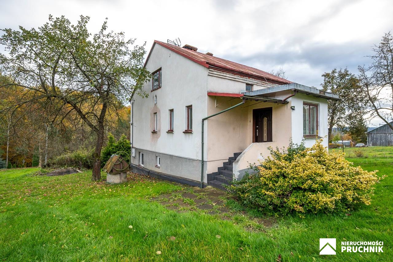 Dom wraz z działką budowlaną na Zalesiu